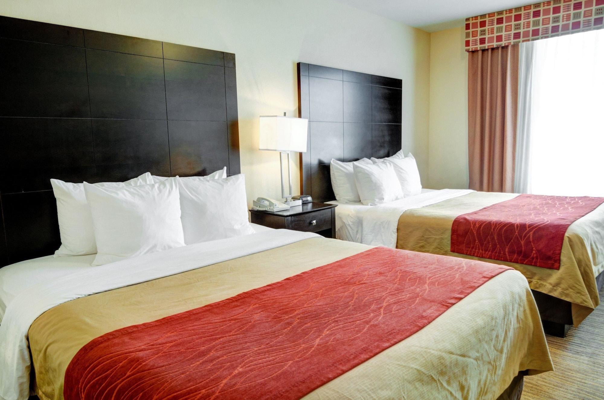 Comfort Inn & Suites Amarillo Bagian luar foto