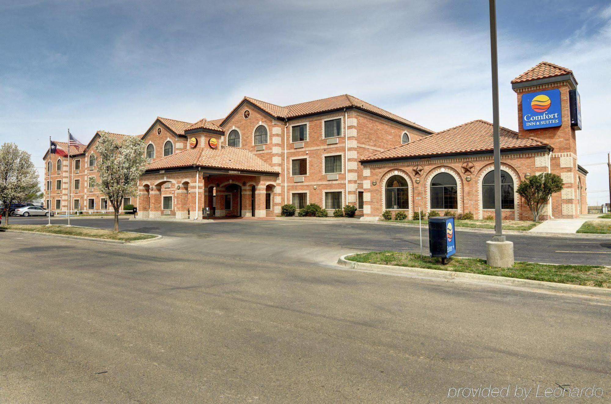Comfort Inn & Suites Amarillo Bagian luar foto