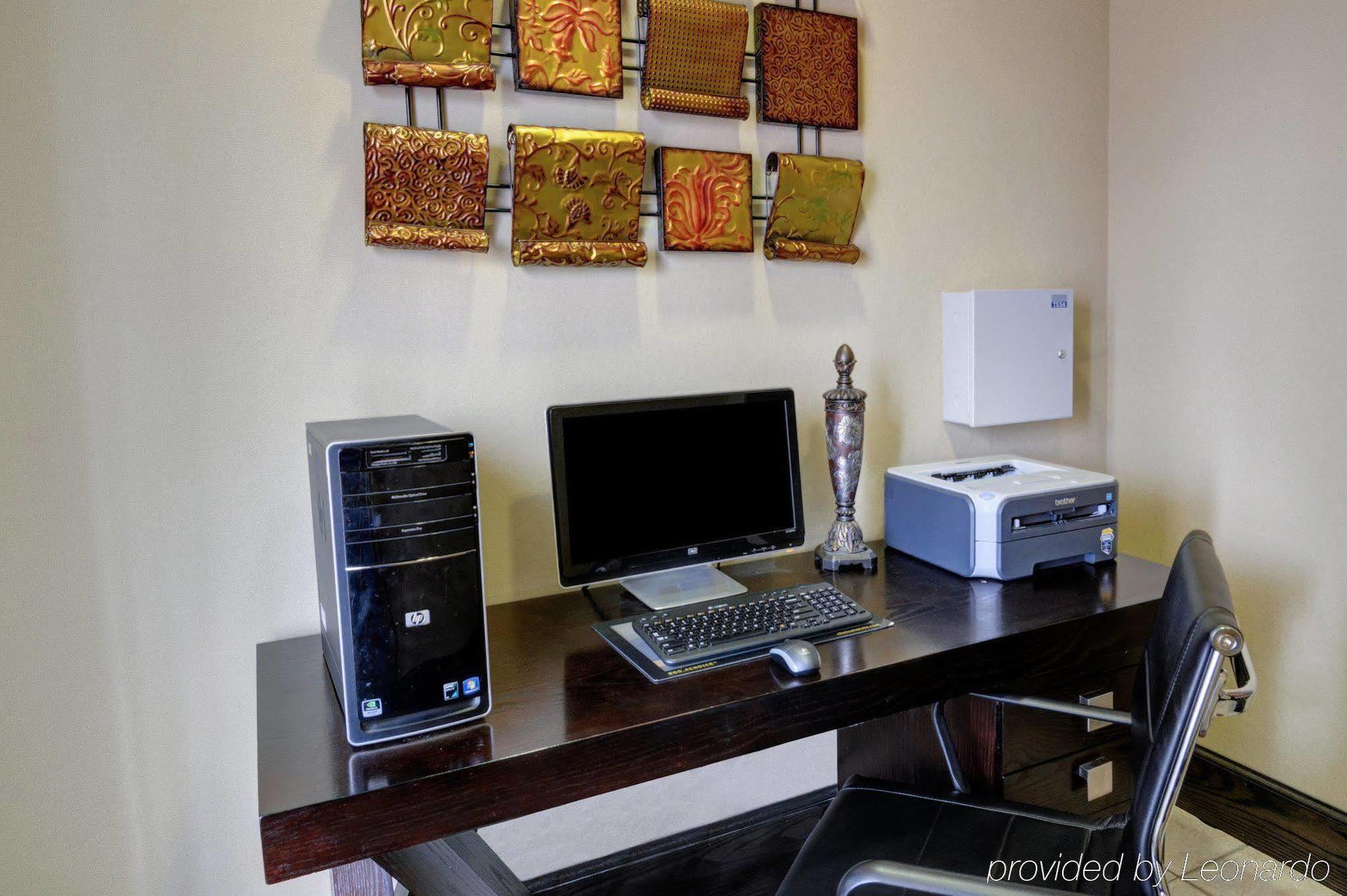 Comfort Inn & Suites Amarillo Bagian luar foto