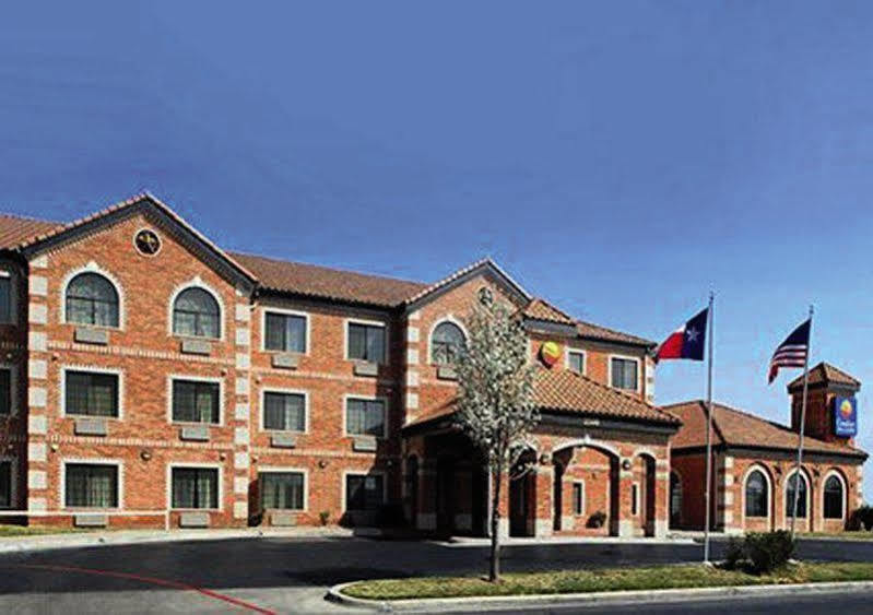 Comfort Inn & Suites Amarillo Bagian luar foto