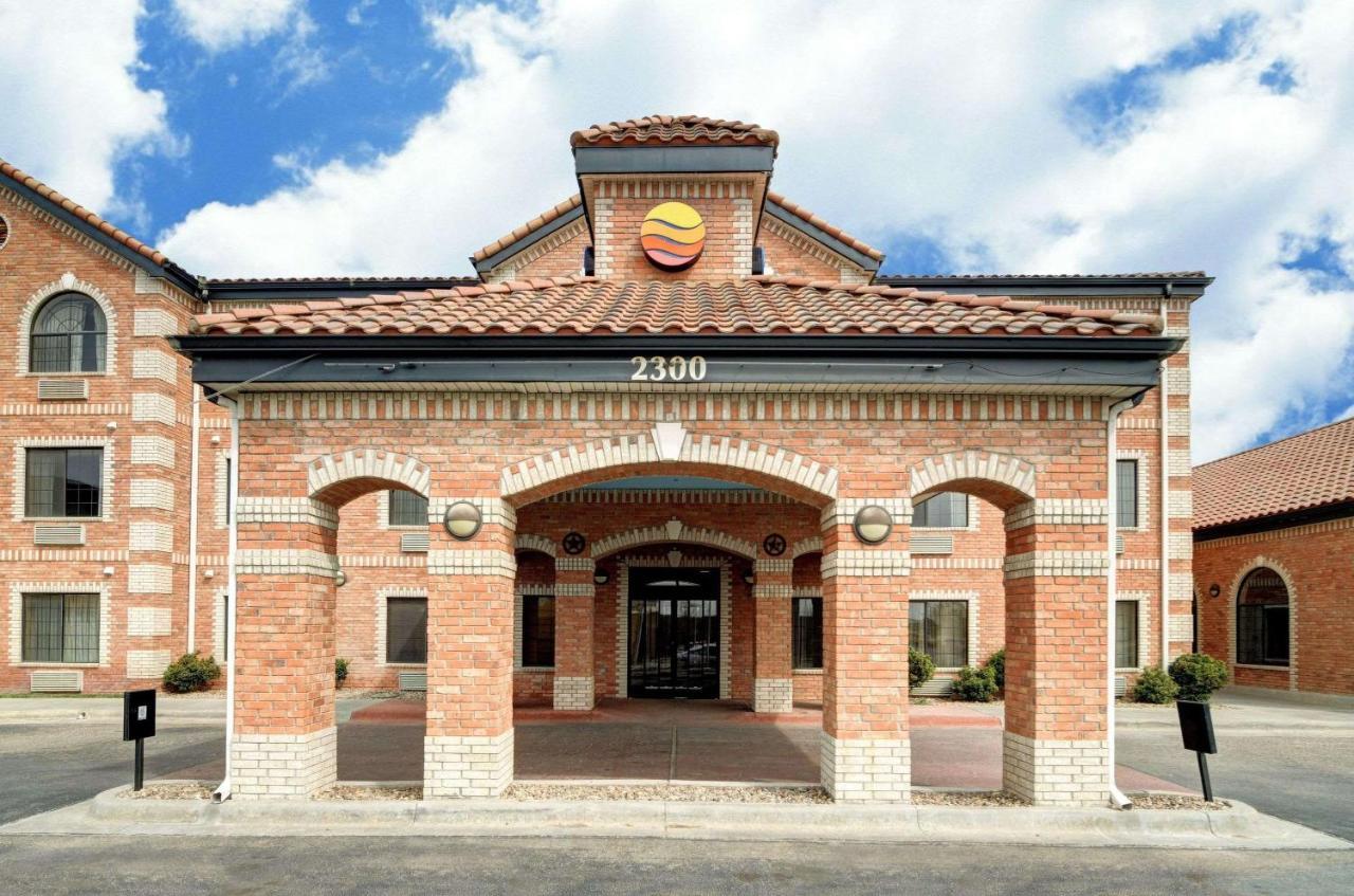 Comfort Inn & Suites Amarillo Bagian luar foto